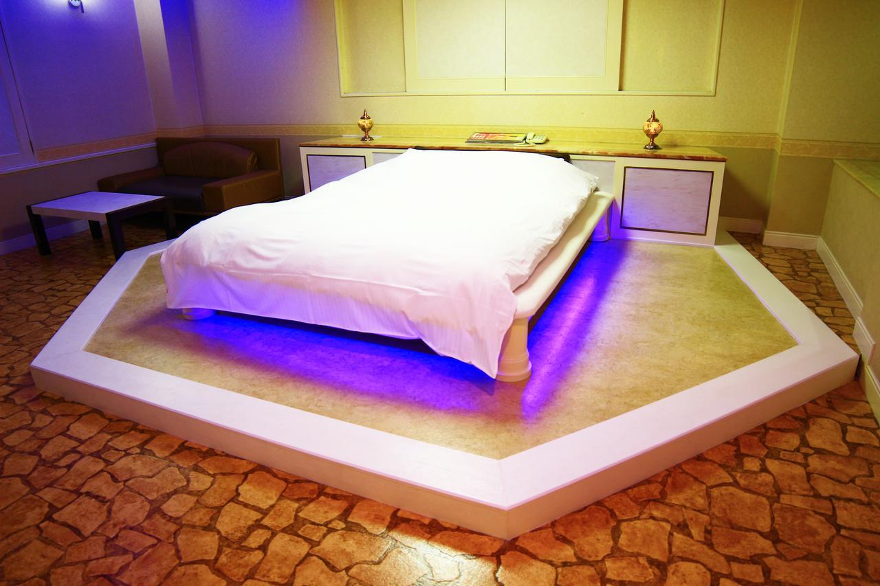 Kyoto Hotel Crown (Adults Only) Ngoại thất bức ảnh