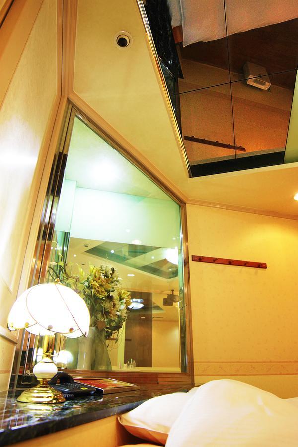 Kyoto Hotel Crown (Adults Only) Ngoại thất bức ảnh