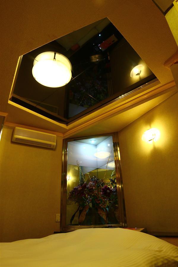 Kyoto Hotel Crown (Adults Only) Ngoại thất bức ảnh